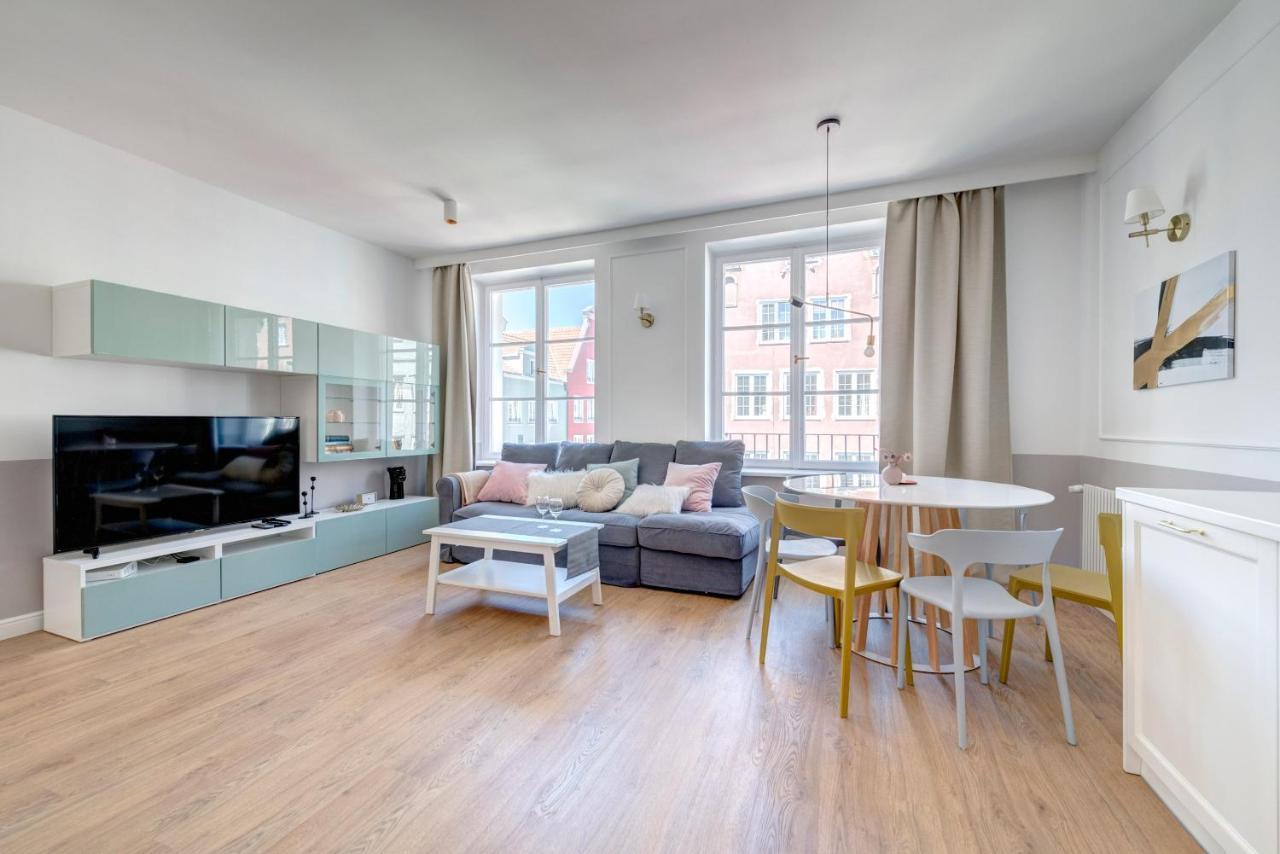 Dom & House Apartments Old Town Dluga กดัญสก์ ภายนอก รูปภาพ
