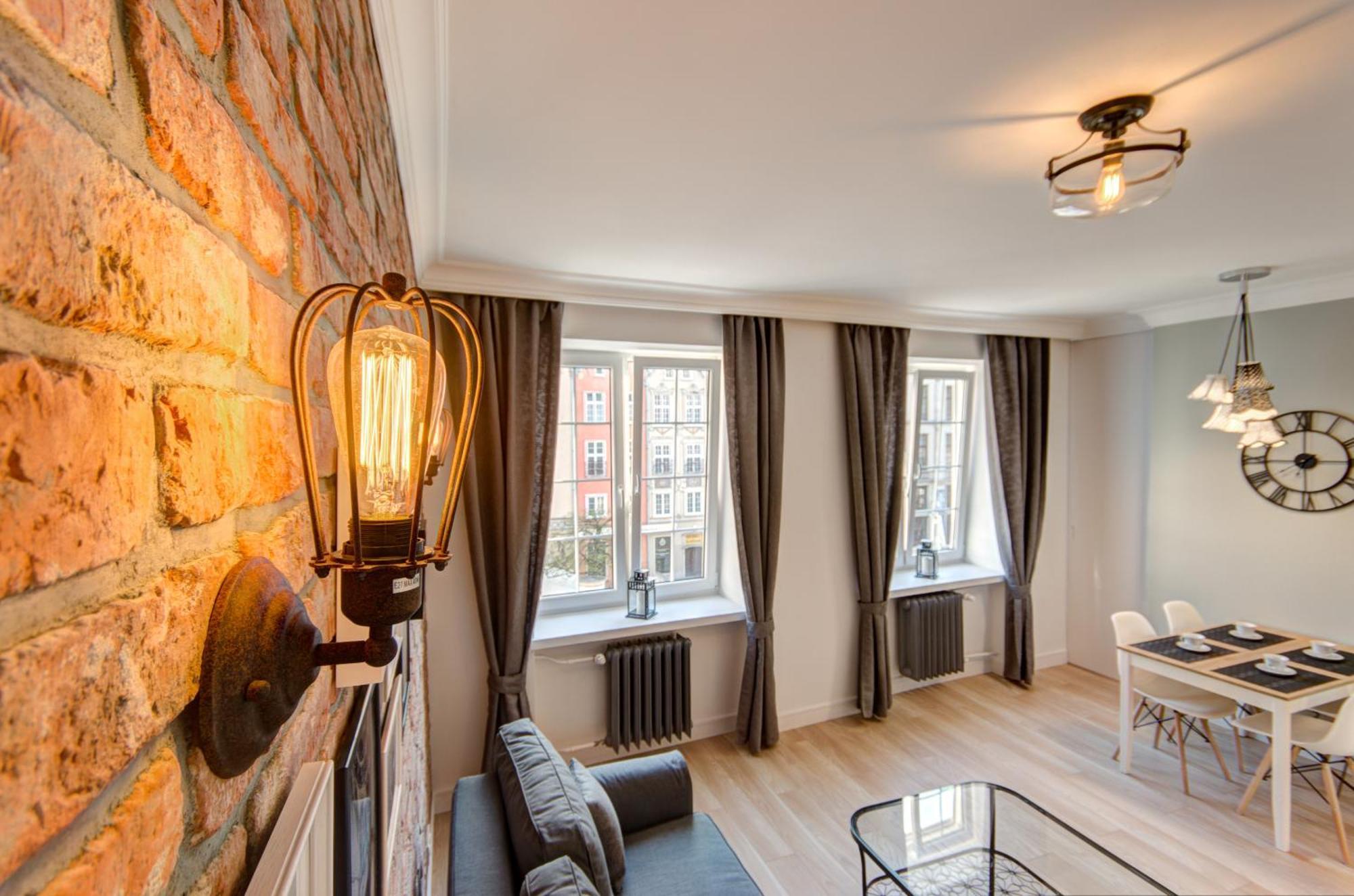 Dom & House Apartments Old Town Dluga กดัญสก์ ภายนอก รูปภาพ